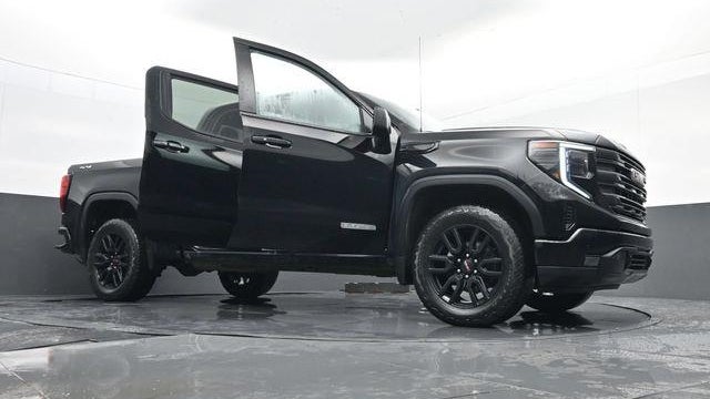 2024 GMC Sierra 1500 Elevation Standard