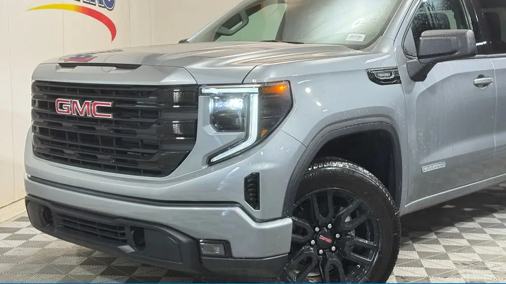 2026 GMC Sierra 1500 Elevation Standard