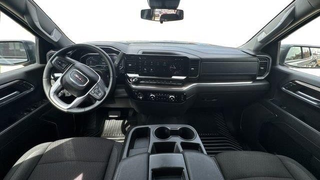 2024 GMC Sierra 1500 Elevation Standard