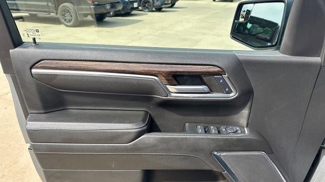 2024 GMC Sierra 1500 Elevation Standard