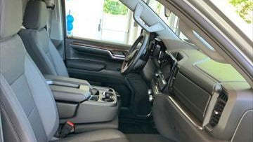 2024 GMC Sierra 1500 Elevation Standard