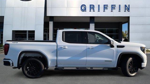 2024 GMC Sierra 1500 Elevation Standard