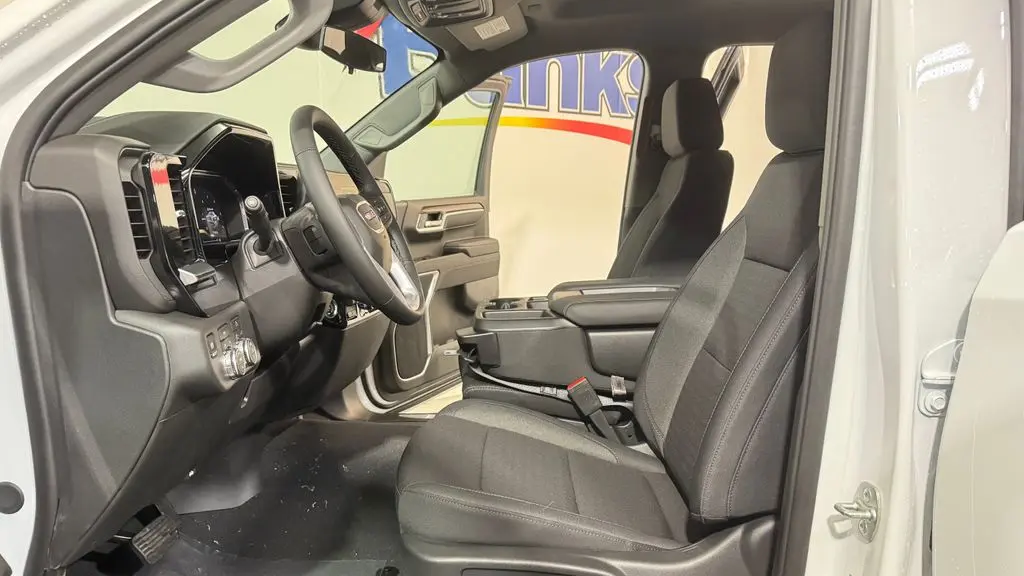 2026 GMC Sierra 1500 Elevation Standard