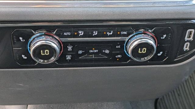 2024 GMC Sierra 1500 Elevation Standard