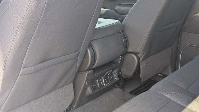 2024 GMC Sierra 1500 Elevation Standard