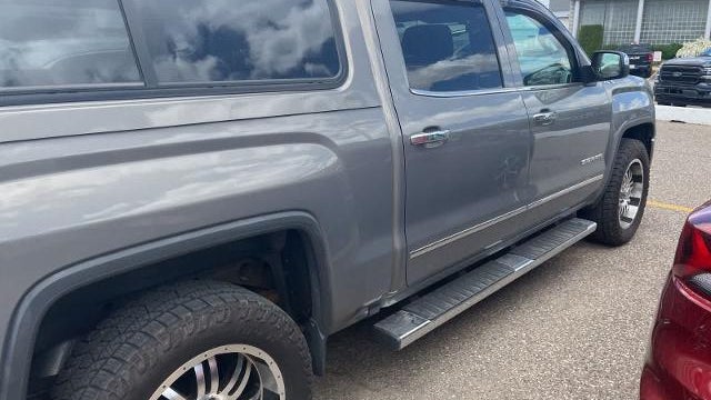 2017 GMC Sierra 1500 SLT