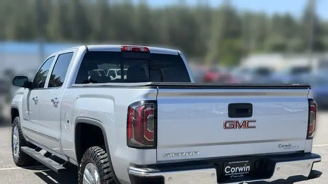 2017 GMC Sierra 1500 SLT