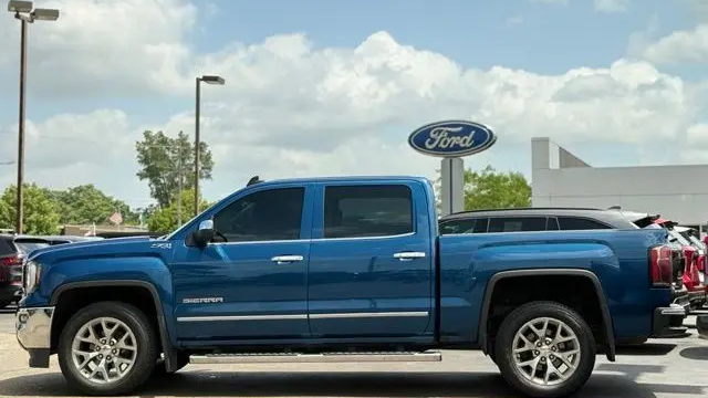 2018 GMC Sierra 1500 SLT