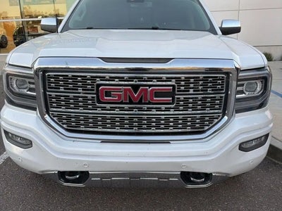 2017 GMC Sierra 1500 4X4 Denali 4DR Crew Cab 6.5 FT. SB