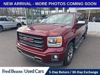2015 GMC Sierra 1500 4X4 SLT 4DR Crew Cab 5.8 FT. SB
