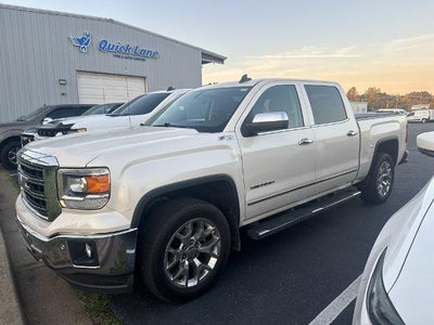 2015 GMC Sierra 1500 4X4 SLT 4DR Crew Cab 5.8 FT. SB