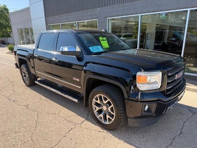 2015 GMC Sierra 1500 4X4 SLT 4DR Crew Cab 6.5 FT. SB