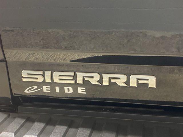 2015 GMC Sierra - $19,601