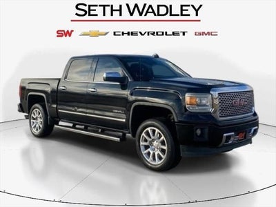 2015 GMC Sierra 1500 4X4 Denali 4DR Crew Cab 5.8 FT. SB