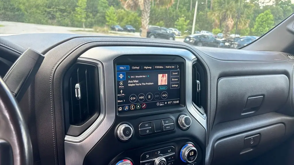 2021 GMC Sierra 1500 SLT
