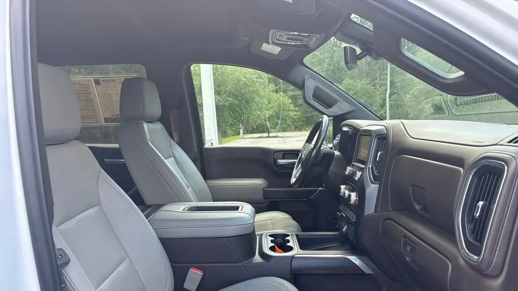 2021 GMC Sierra 1500 SLT