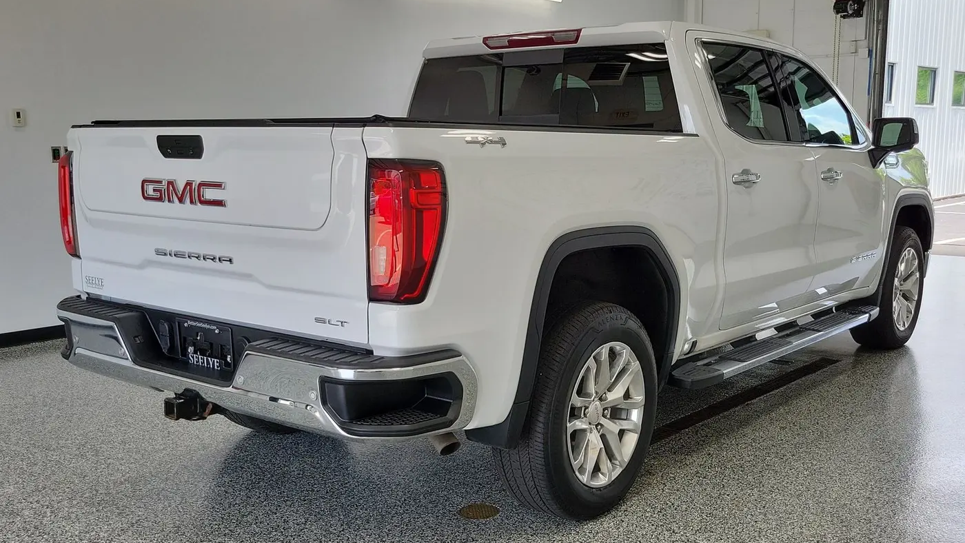 2022 GMC Sierra 1500 Limited SLT