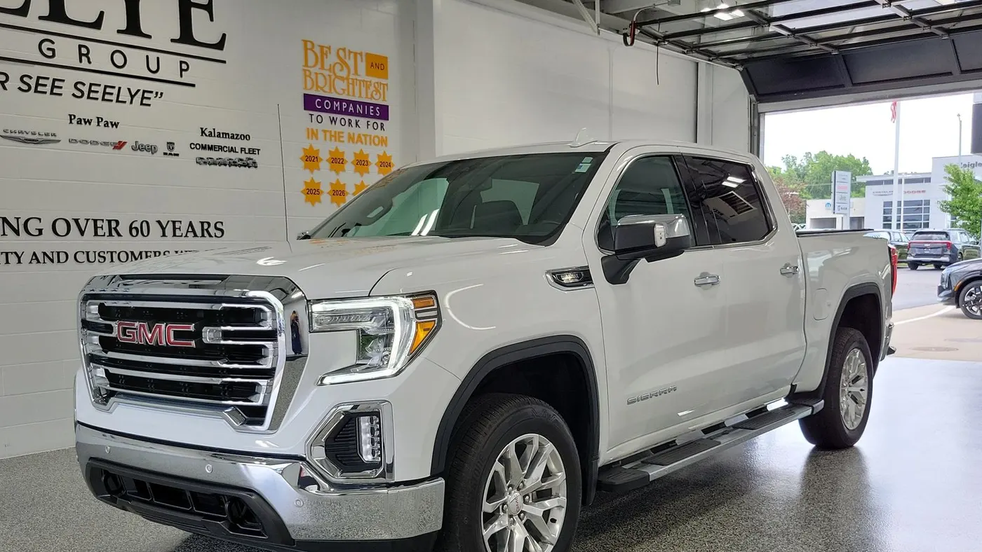 2022 GMC Sierra 1500 Limited SLT