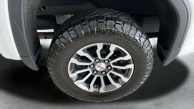 2022 GMC Sierra 1500 Limited AT4