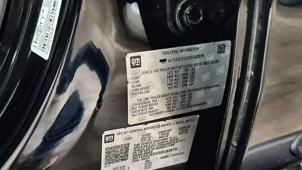 2025 GMC Sierra 1500 Elevation