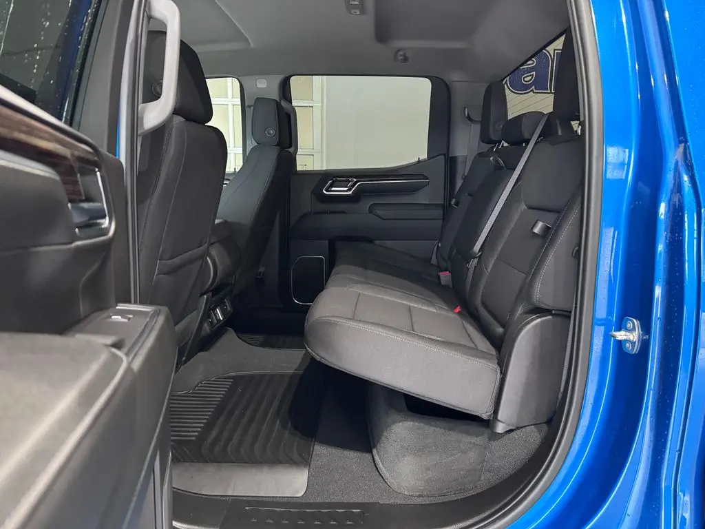 2024 GMC Sierra - $44,987