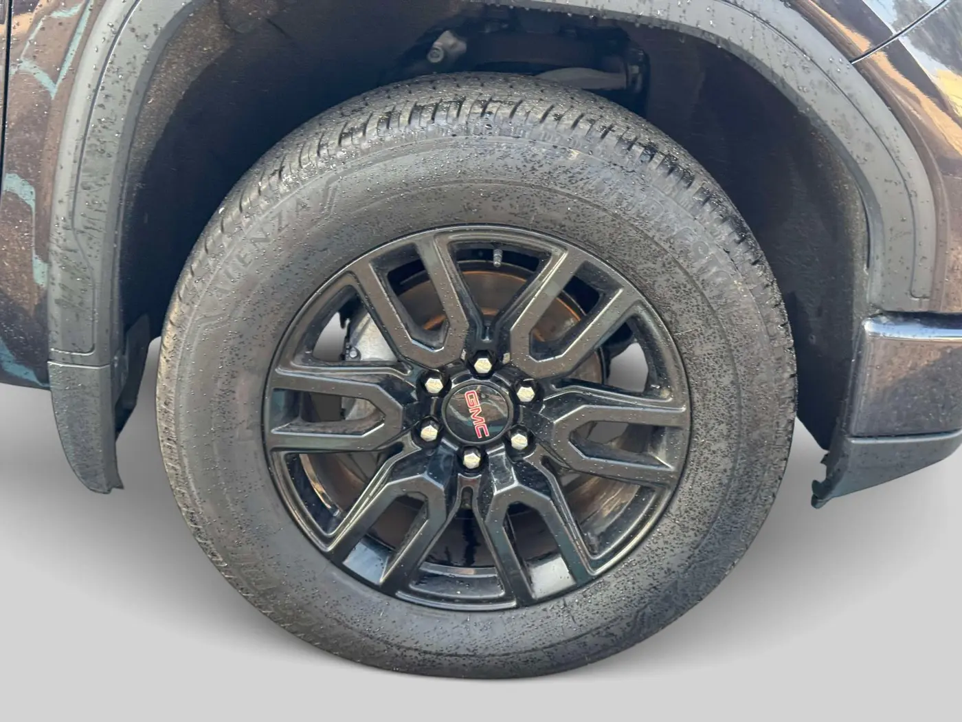 2022 GMC Sierra - $37,990