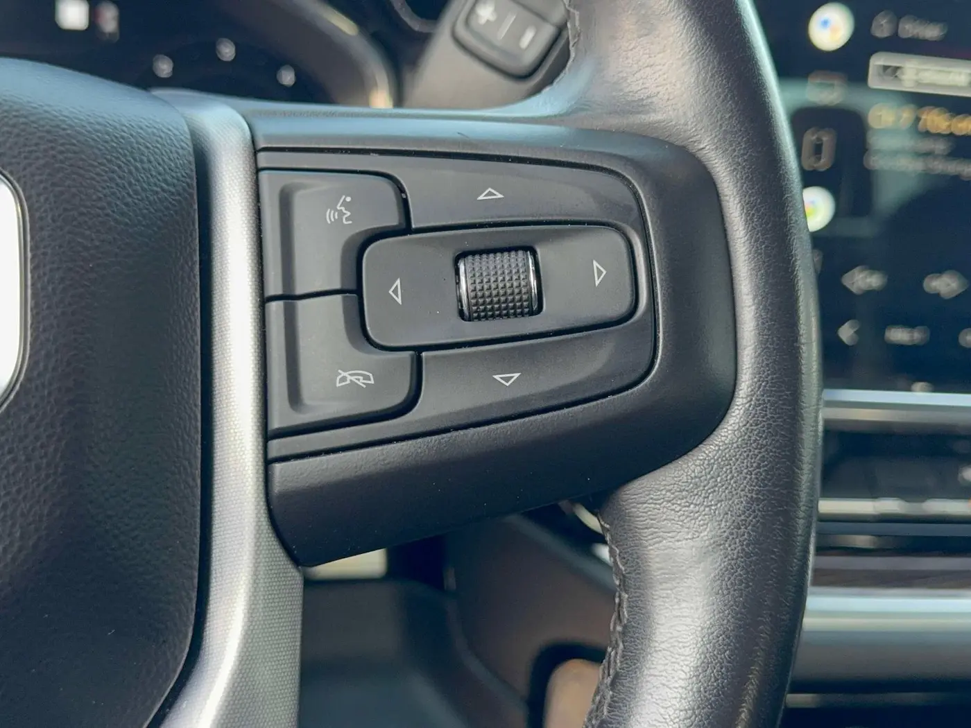 2022 GMC Sierra - $37,990