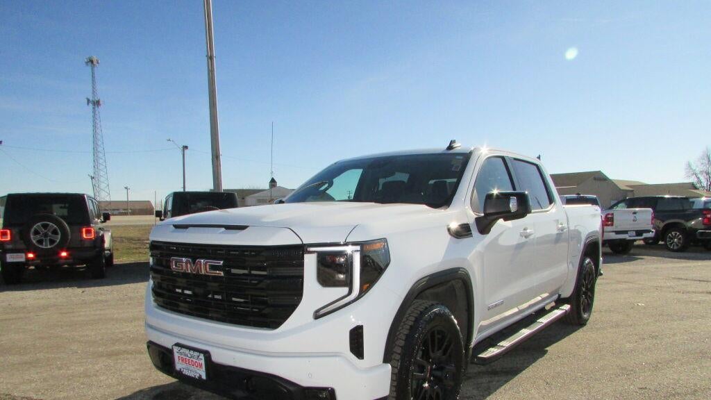 2024 GMC Sierra 1500 Elevation