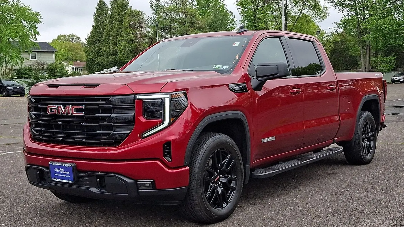 2024 GMC Sierra 1500 Elevation