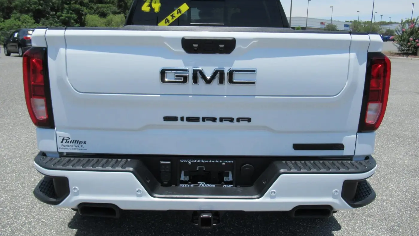 2024 GMC Sierra 1500 Elevation