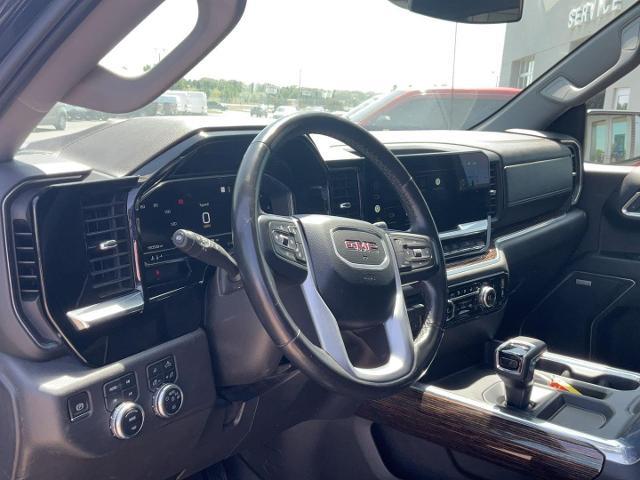 2022 GMC Sierra - $28,990