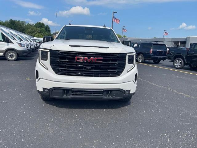 2022 GMC Sierra 1500 Elevation — photo 1 of 18