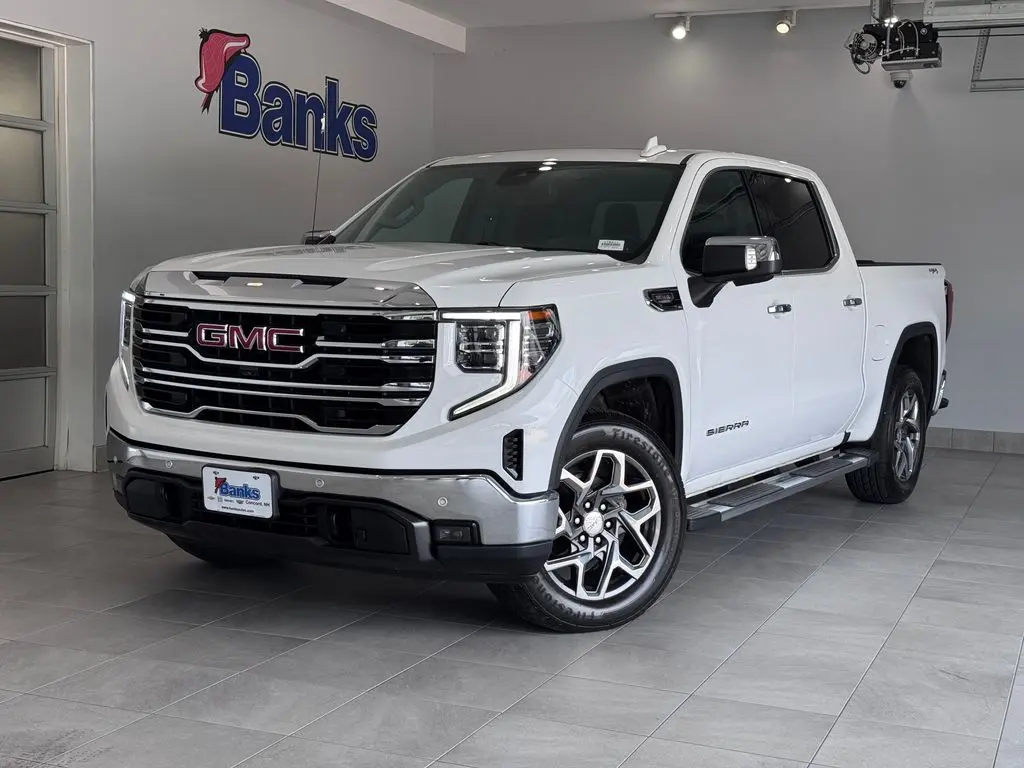 2023 GMC Sierra - $43,487