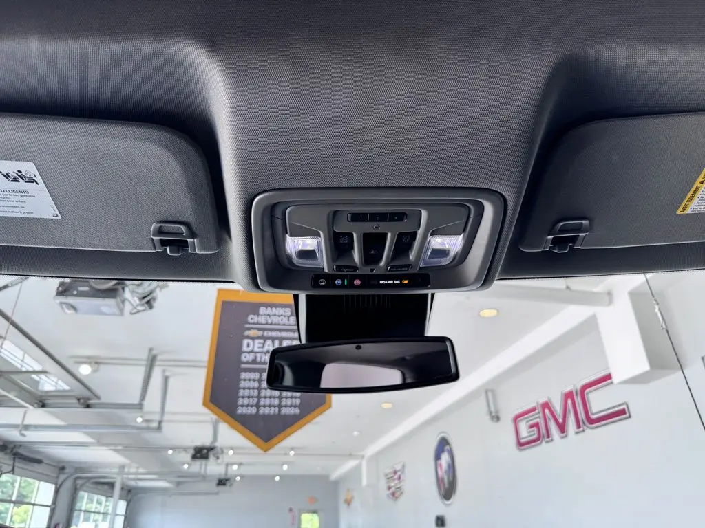 2023 GMC Sierra - $43,487