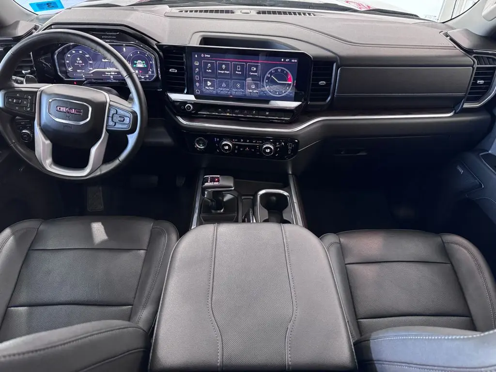 2023 GMC Sierra - $43,987