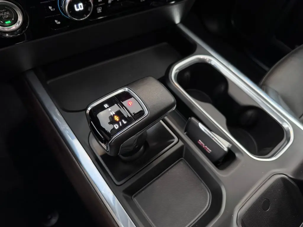 2023 GMC Sierra - $43,987