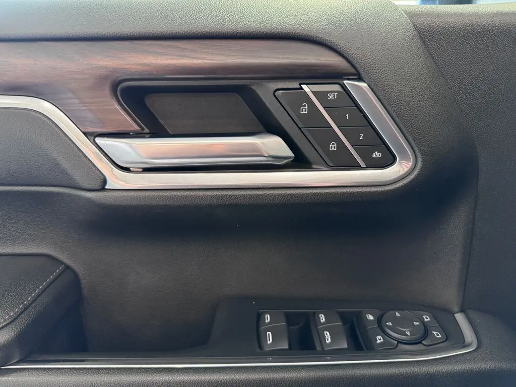 2023 GMC Sierra - $43,987