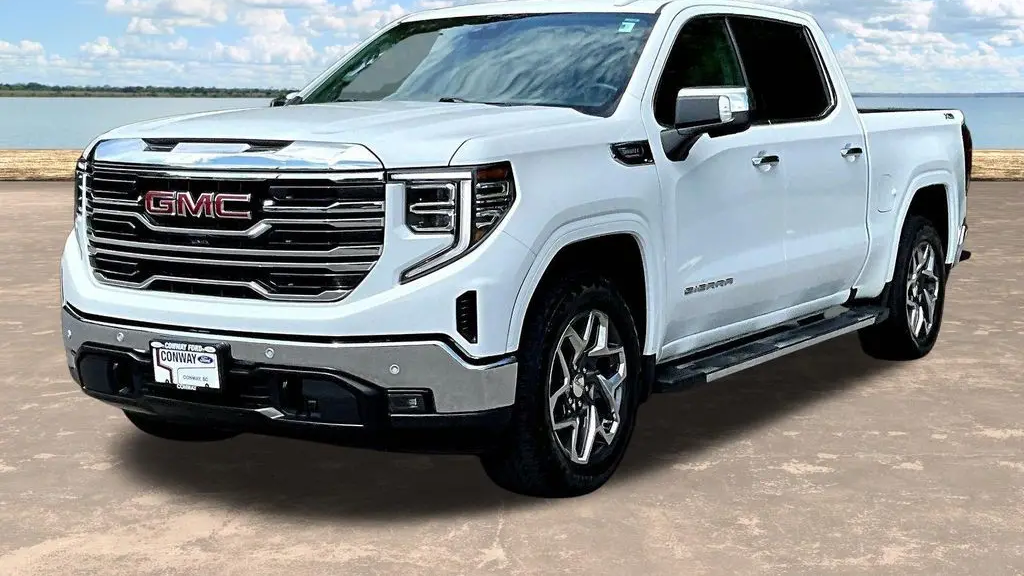 2024 GMC Sierra 1500 SLT