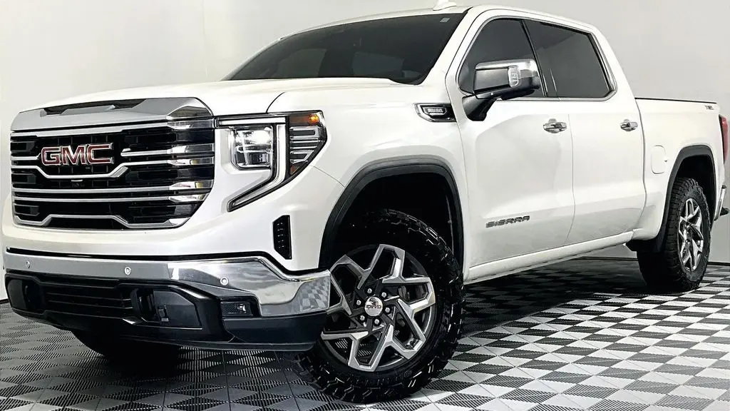 2024 GMC Sierra 1500 SLT