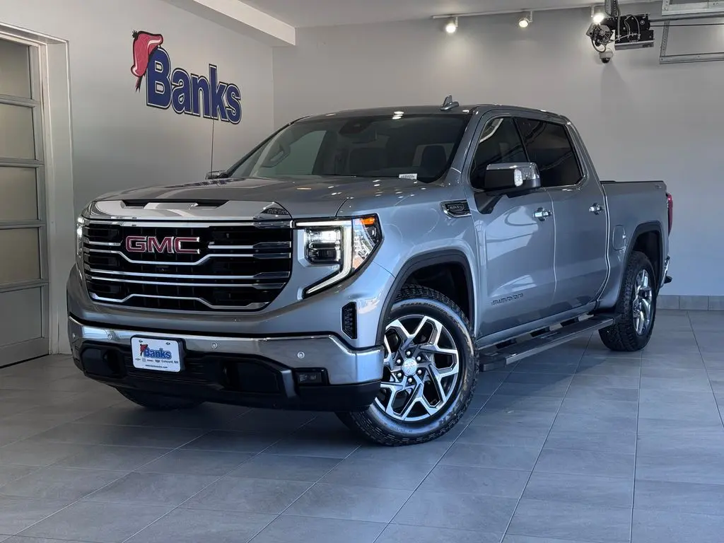 2023 GMC Sierra - $45,987