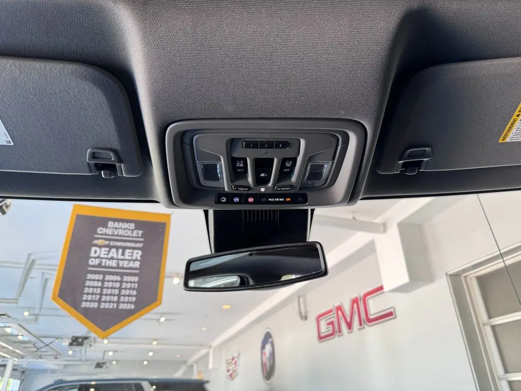 2023 GMC Sierra - $45,987