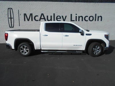 2022 GMC Sierra 1500 4X4 SLT 4DR Crew Cab 6.6 FT. SB