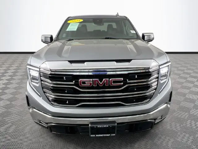 2025 GMC Sierra - $41,800