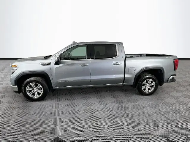 2025 GMC Sierra - $41,800