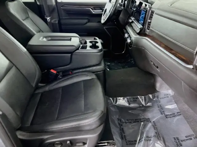 2025 GMC Sierra - $41,800