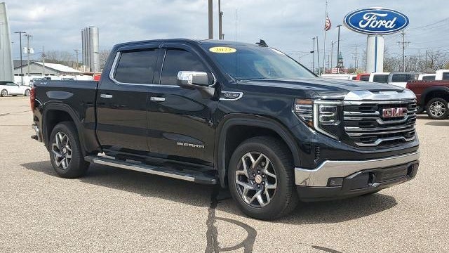 2022 GMC Sierra 1500 SLT