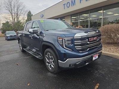 2022 GMC Sierra 1500 4X4 SLT 4DR Crew Cab 5.8 FT. SB