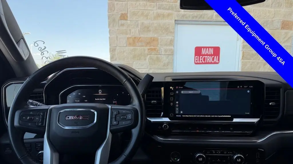 2024 GMC Sierra 1500 SLT
