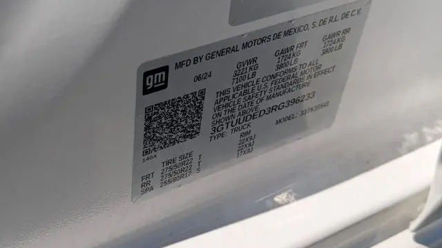 2024 GMC Sierra 1500 SLT