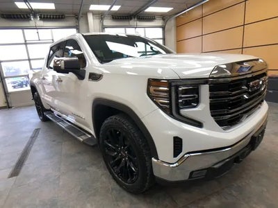 2022 GMC Sierra 1500 4X4 SLT 4DR Crew Cab 5.8 FT. SB